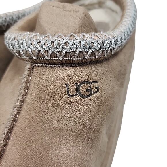 UGG Tazz Slipper Women's Clogs Size 10 Sand Suede Sheepskin Platform - Picture 2 of 10